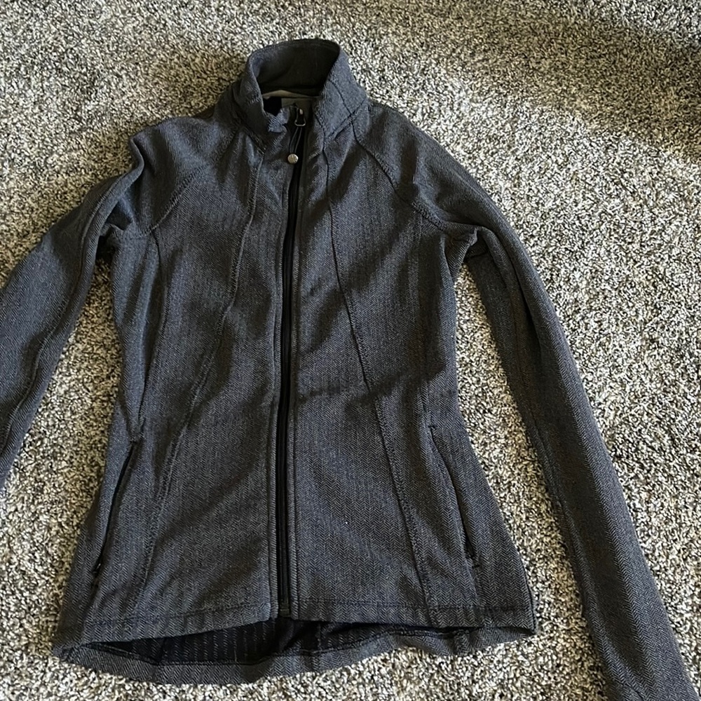 Athletic jacket